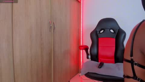 Snapshot of barbie_ebony_ chatting on November 10, 2025, 4:00 am Nicolle online show from November 10, 2025, 4:00 am