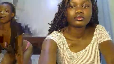 queen online show from April 15, 2026, 9:37 pm