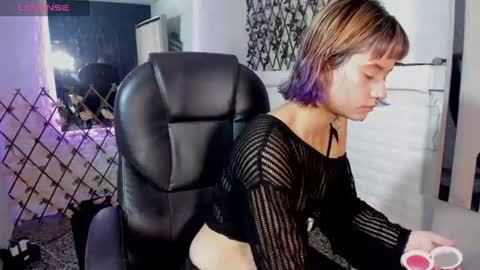 Snapshot of barbieambarx chatting on July 18, 2026, 2:43 pm Barbie online show from July 18, 2026, 2:43 pm