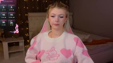 Stacy online show from December 20, 2024, 1:11 pm