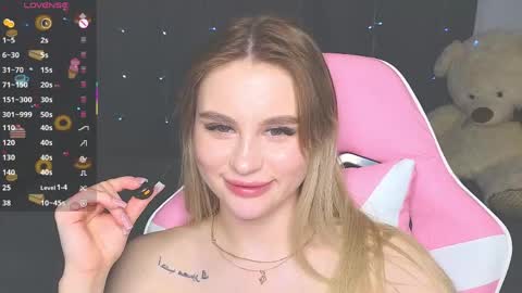 Eva online show from April 30, 2026, 8:57 pm