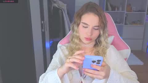 Snapshot of barbieee_doll chatting on June 18, 2026, 11:03 am Eva online show from June 18, 2026, 11:03 am