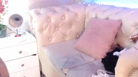 barbiefox_ online show from June 30, 2026, 12:22 am