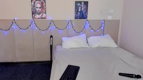 Snapshot of barbiemuscle1 chatting on November 19, 2025, 10:15 am Barbie online show from November 19, 2025, 10:15 am