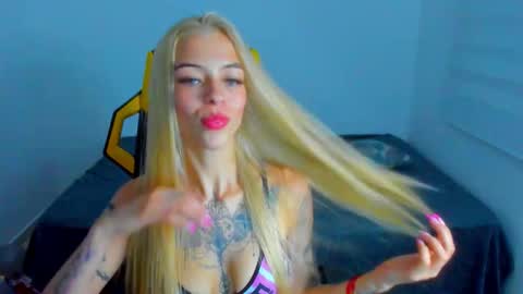 Snapshot of barbiie_5 chatting on March 1, 2026, 6:04 am Barbie online show from March 1, 2026, 6:04 am