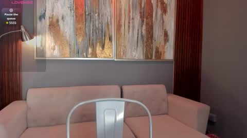 Snapshot of barbra_smith chatting on November 20, 2025, 12:49 pm Luna online show from November 20, 2025, 12:49 pm