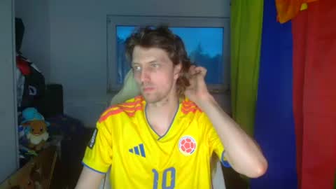 Snapshot of barca200 chatting on July 7, 2026, 7:51 pm barca200 online show from July 7, 2026, 7:51 pm