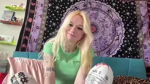 Bardot Eyed online show from January 23, 2025, 6:35 pm