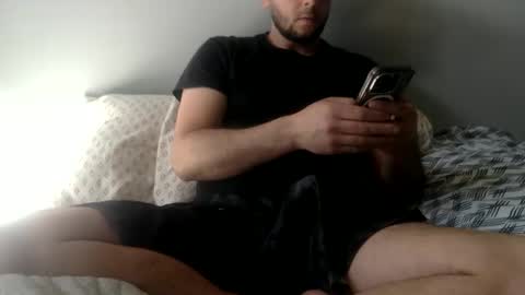 baretwinky online show from March 17, 2026, 7:06 pm