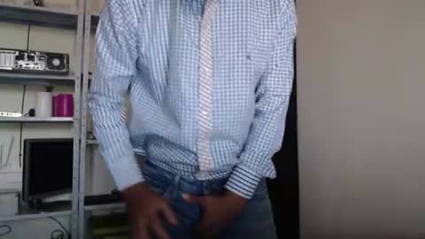 Snapshot of barryallen_27 chatting on June 27, 2026, 12:10 pm Barry online show from June 27, 2026, 12:10 pm