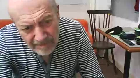 Snapshot of bassluis chatting on December 2, 2025, 1:44 am bassluis online show from December 2, 2025, 1:44 am