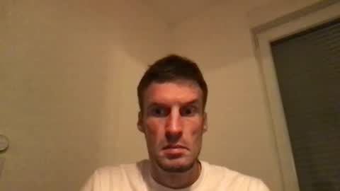 Snapshot of basst23 chatting on October 17, 2025, 11:18 pm basst23 online show from October 17, 2025, 11:18 pm