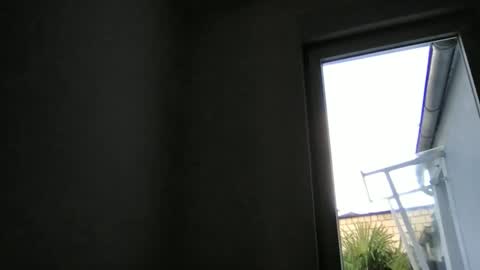 Snapshot of basst23 chatting on November 17, 2025, 8:42 am basst23 online show from November 17, 2025, 8:42 am