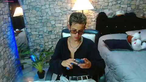 Bastian online show from May 6, 2026, 2:51 am