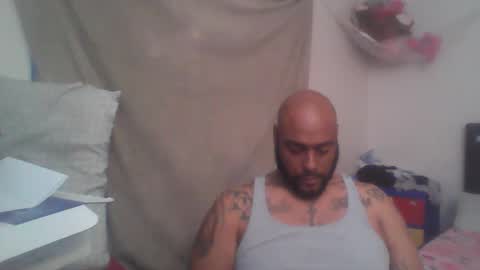 Snapshot of batanator9x chatting on February 17, 2025, 10:07 am batanator9x online show from February 17, 2025, 10:07 am