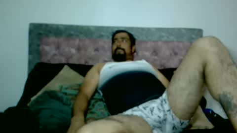batery82 online show from March 9, 2025, 12:53 pm