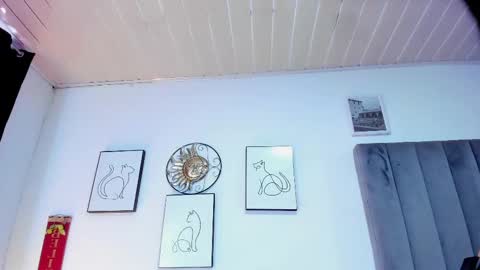 Snapshot of bathory_vamps chatting on March 5, 2025, 4:13 pm online show from March 5, 2025, 4:13 pm