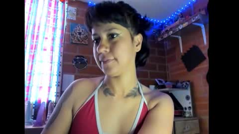 Snapshot of batkyrie chatting on December 17, 2025, 12:44 pm batkyrie online show from December 17, 2025, 12:44 pm