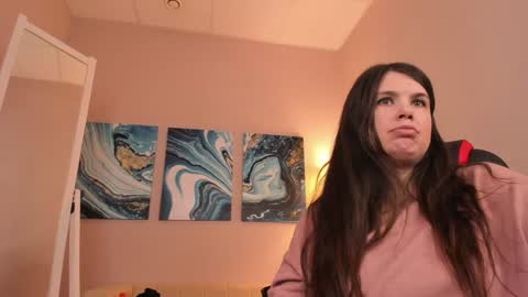 Snapshot of battymoll chatting on January 17, 2025, 8:44 pm battymoll online show from January 17, 2025, 8:44 pm