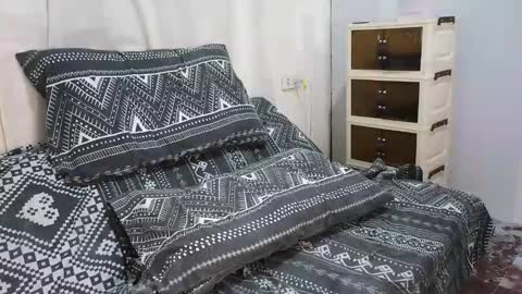 Lf Babe online show from September 12, 2025, 10:59 am