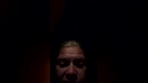 Snapshot of bayybaee21 chatting on April 13, 2026, 6:52 am Baylee online show from April 13, 2026, 6:52 am