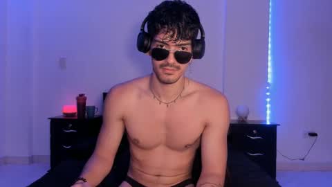 Valentino online show from January 10, 2025, 9:53 pm