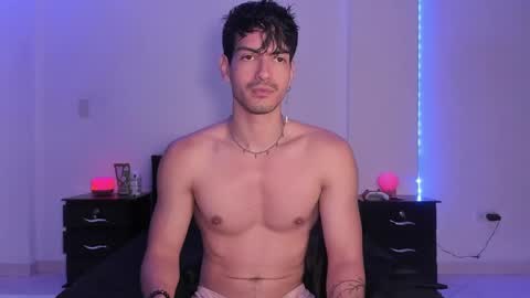 Valentino online show from January 17, 2025, 9:17 pm