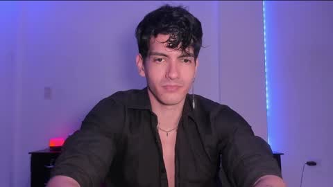 Valentino online show from January 25, 2025, 12:27 am