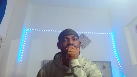 Snapshot of bbc_stallionn chatting on November 28, 2025, 6:32 pm Andrew online show from November 28, 2025, 6:32 pm