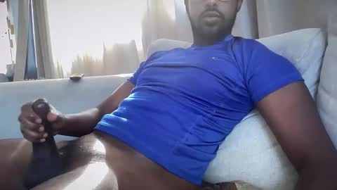 Daevon online show from October 15, 2025, 2:39 pm