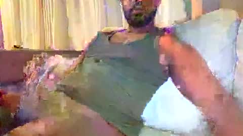 Daevon online show from November 4, 2025, 3:49 am