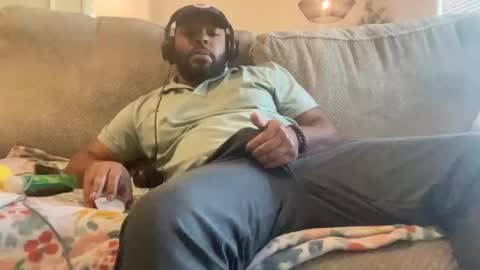 Snapshot of bbcfun44 chatting on February 3, 2025, 4:52 pm Zaddy online show from February 3, 2025, 4:52 pm