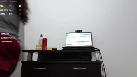 Emma online show from November 21, 2025, 3:00 pm