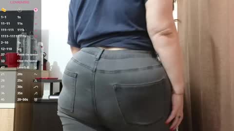 Snapshot of bbw_milf_4u chatting on May 10, 2026, 8:52 am Emma online show from May 10, 2026, 8:52 am