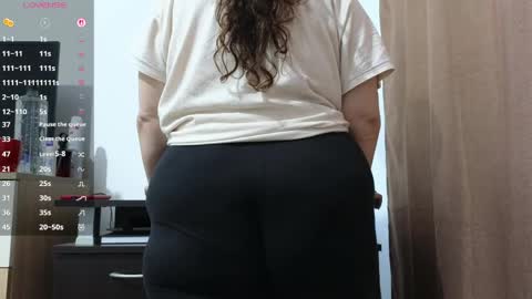 Snapshot of bbw_milf_4u chatting on May 16, 2026, 9:28 am Emma online show from May 16, 2026, 9:28 am