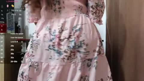 Snapshot of bbw_milf_4u chatting on May 25, 2026, 10:10 am Emma online show from May 25, 2026, 10:10 am