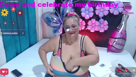 Snapshot of bbwsalome chatting on February 6, 2025, 10:10 pm Salome online show from February 6, 2025, 10:10 pm