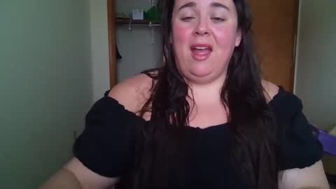 Snapshot of bbwsophiecooks chatting on January 3, 2025, 4:06 pm Sophie BBW online show from January 3, 2025, 4:06 pm