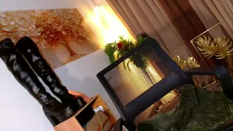 Snapshot of bby_lexielore69 chatting on June 25, 2026, 11:31 pm bby_lexielore69 online show from June 25, 2026, 11:31 pm