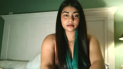 Snapshot of bbycakes0905 chatting on December 3, 2025, 2:30 am bbycakes0905 online show from December 3, 2025, 2:30 am