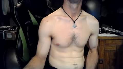 bchillin28 online show from September 21, 2025, 10:44 pm