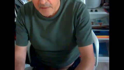 Snapshot of bcn1959 chatting on March 3, 2025, 2:37 pm bcn1959 online show from March 3, 2025, 2:37 pm