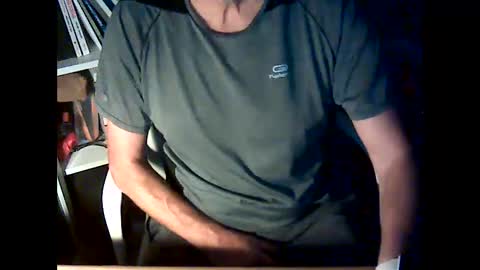 Snapshot of bcn1959 chatting on October 8, 2025, 5:05 am bcn1959 online show from October 8, 2025, 5:05 am