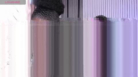 Tanisha online show from April 26, 2026, 3:32 pm