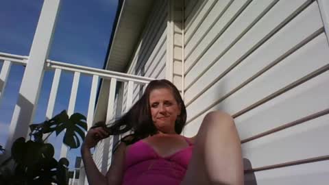 bdsmcutiepue online show from April 21, 2026, 9:50 pm