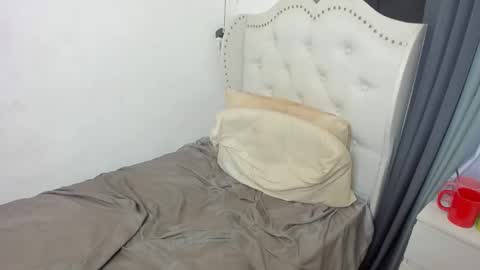 BEALYRA online show from March 8, 2026, 11:52 pm