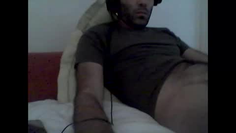 Snapshot of bear14250949 chatting on December 5, 2025, 9:18 am bear14250949 online show from December 5, 2025, 9:18 am