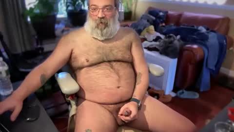 BareBear online show from December 31, 2024, 4:25 pm