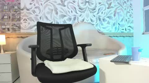 Snapshot of bear_mao_ chatting on May 19, 2026, 11:27 am bear_mao_ online show from May 19, 2026, 11:27 am