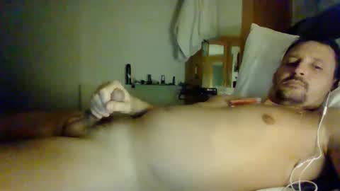 Snapshot of bearboudior chatting on December 14, 2025, 11:42 pm bearboudior online show from December 14, 2025, 11:42 pm